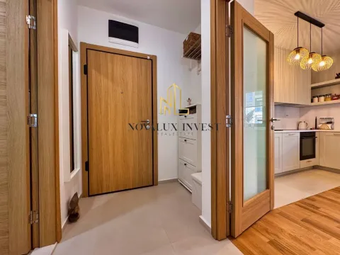 Rent, one bedroom apartment, 50m², City Kvart, Podgorica - image 9