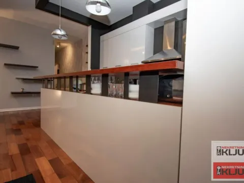 Prodaja, četvorosoban stan, 115m², Bulevar Evrope, Novi Sad Sve Podlokacije - image 9