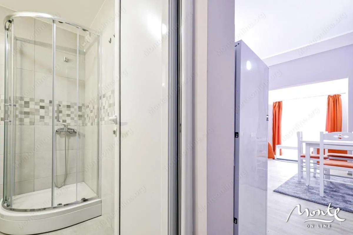 Prodaja, ugostiteljski objekat, 1256m², Centar, Budva