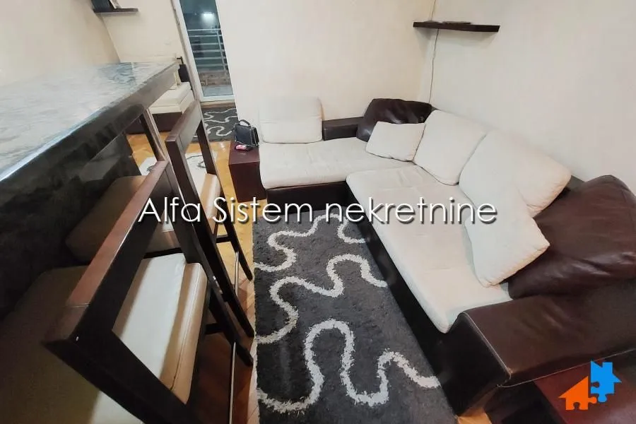 Rent, apartment, 35m², Čubura, Beograd