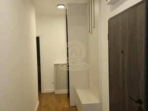 Rent, three bedroom apartment, 61m², Vračar Sve Podlokacije, Beograd - image 6