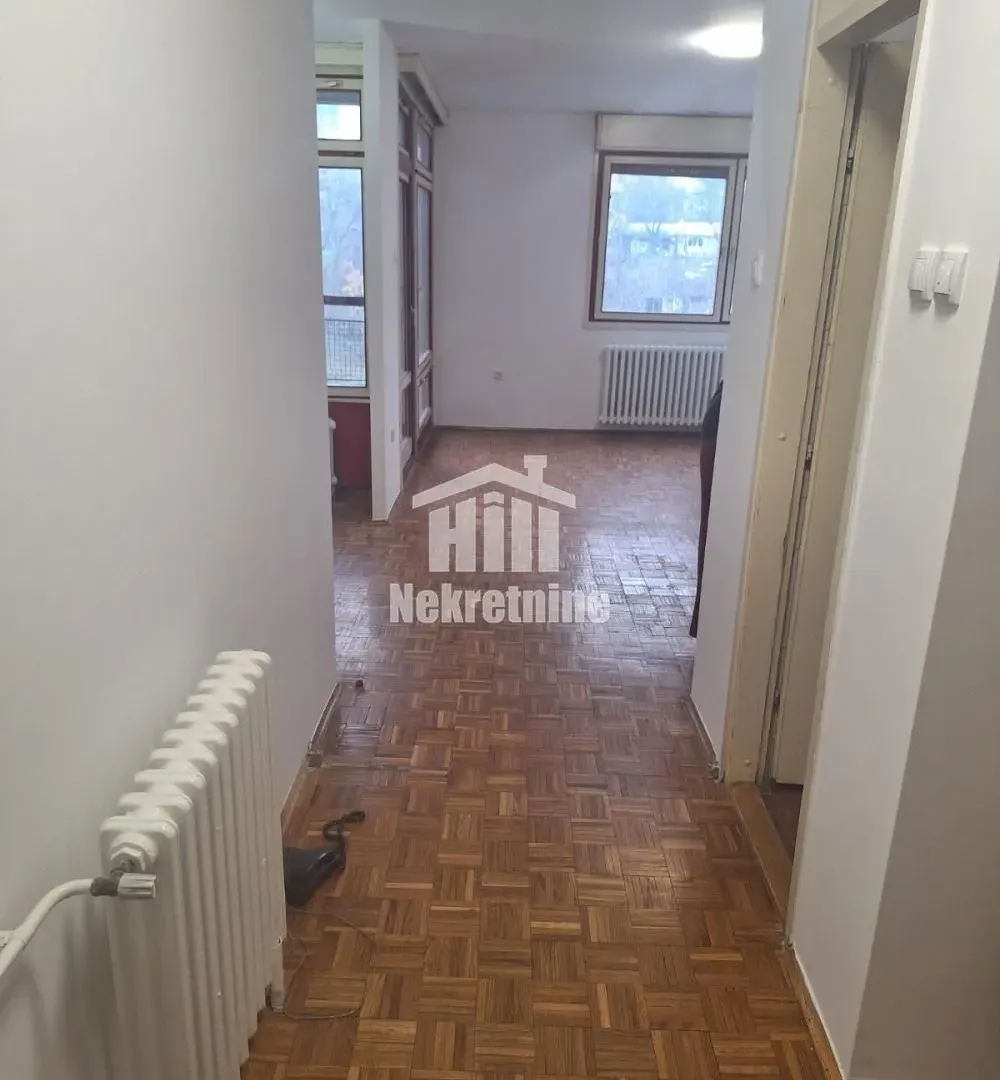 Prodaja, trosoban stan, 82m², Banjica, Voždovac Sve Podlokacije