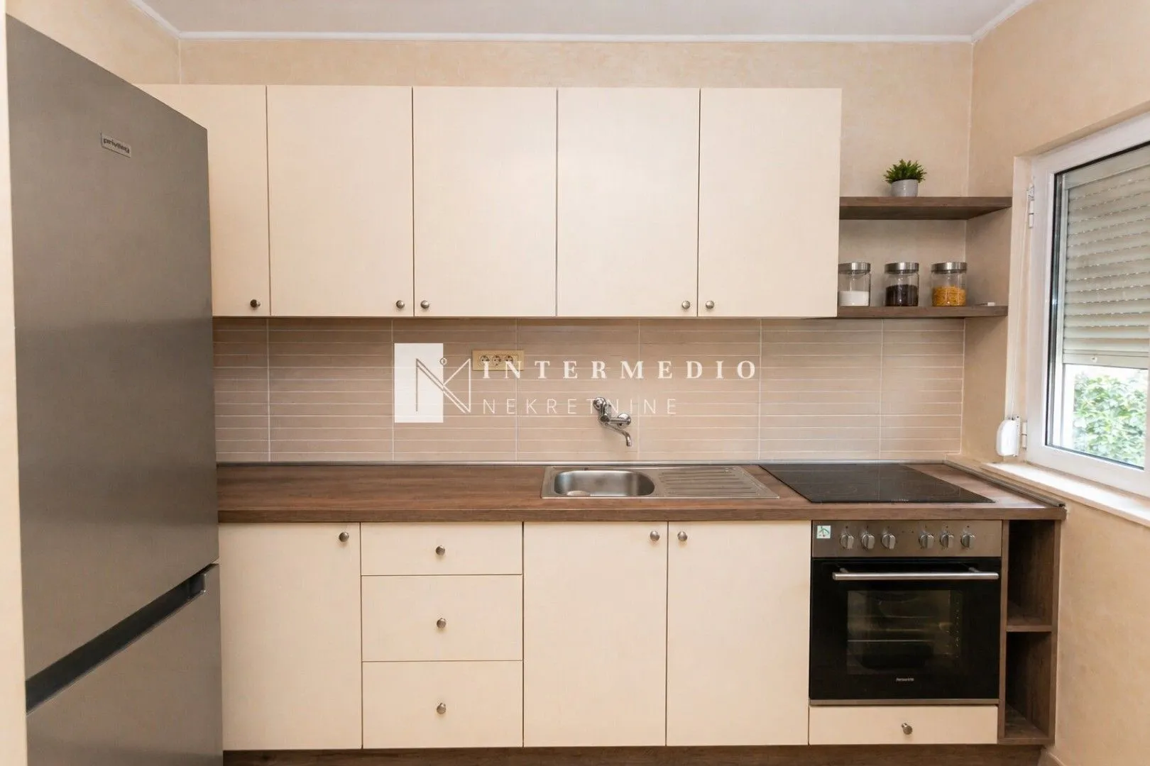 Prodaja, dvosoban stan, 86m², Igalo, Herceg Novi