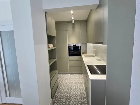 Prodaja, dvosoban stan, 70m², Centar, Tivat - image 3