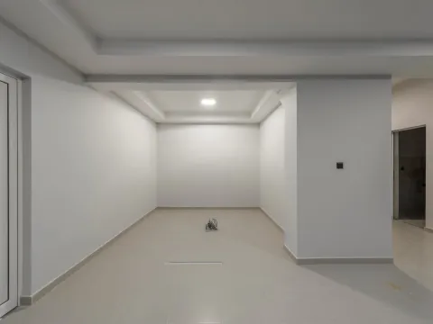 Prodaja, kuća, 492m², Mareza, Podgorica - image 39