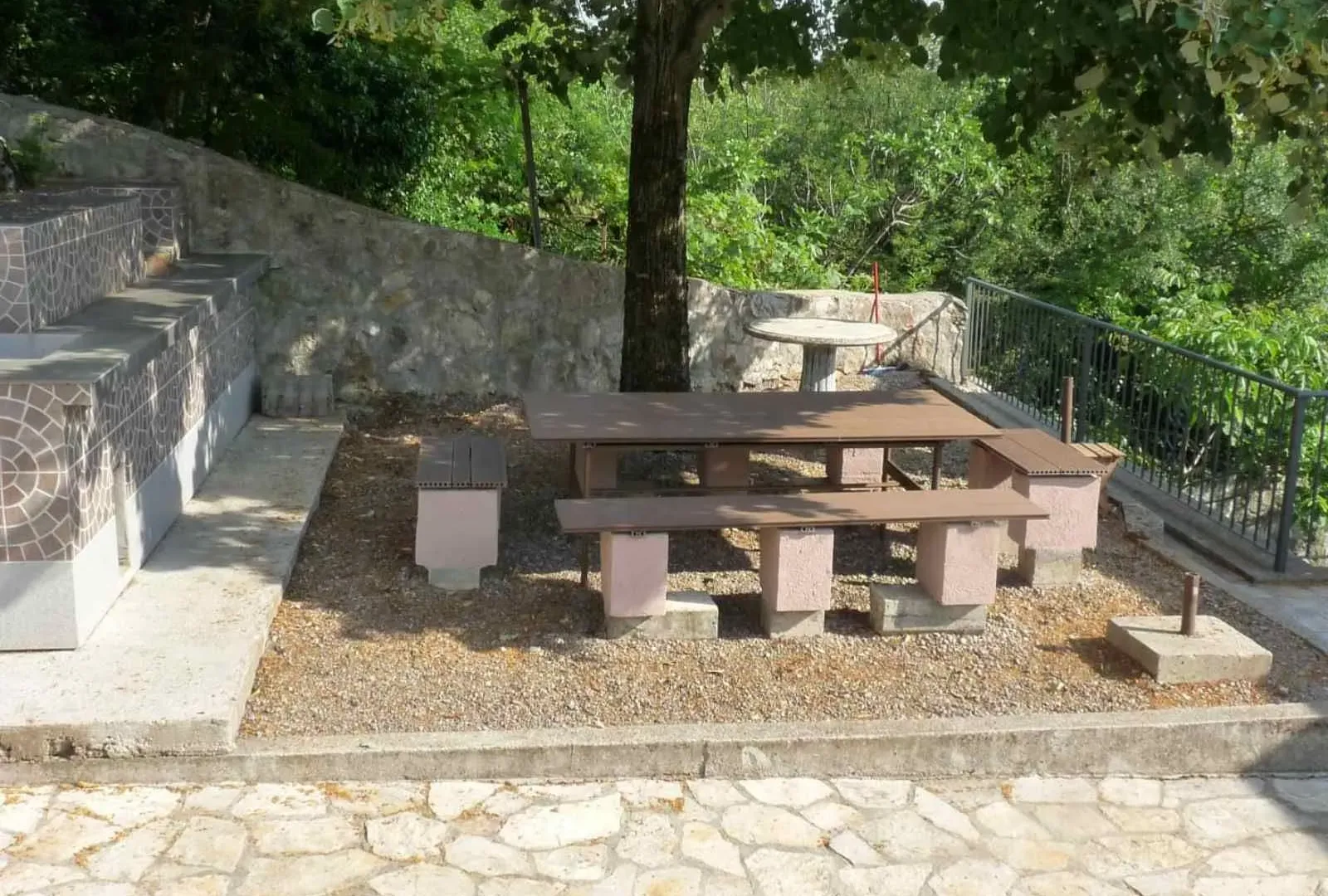 Sale, house, 250m², Podgorica, Crna Gora