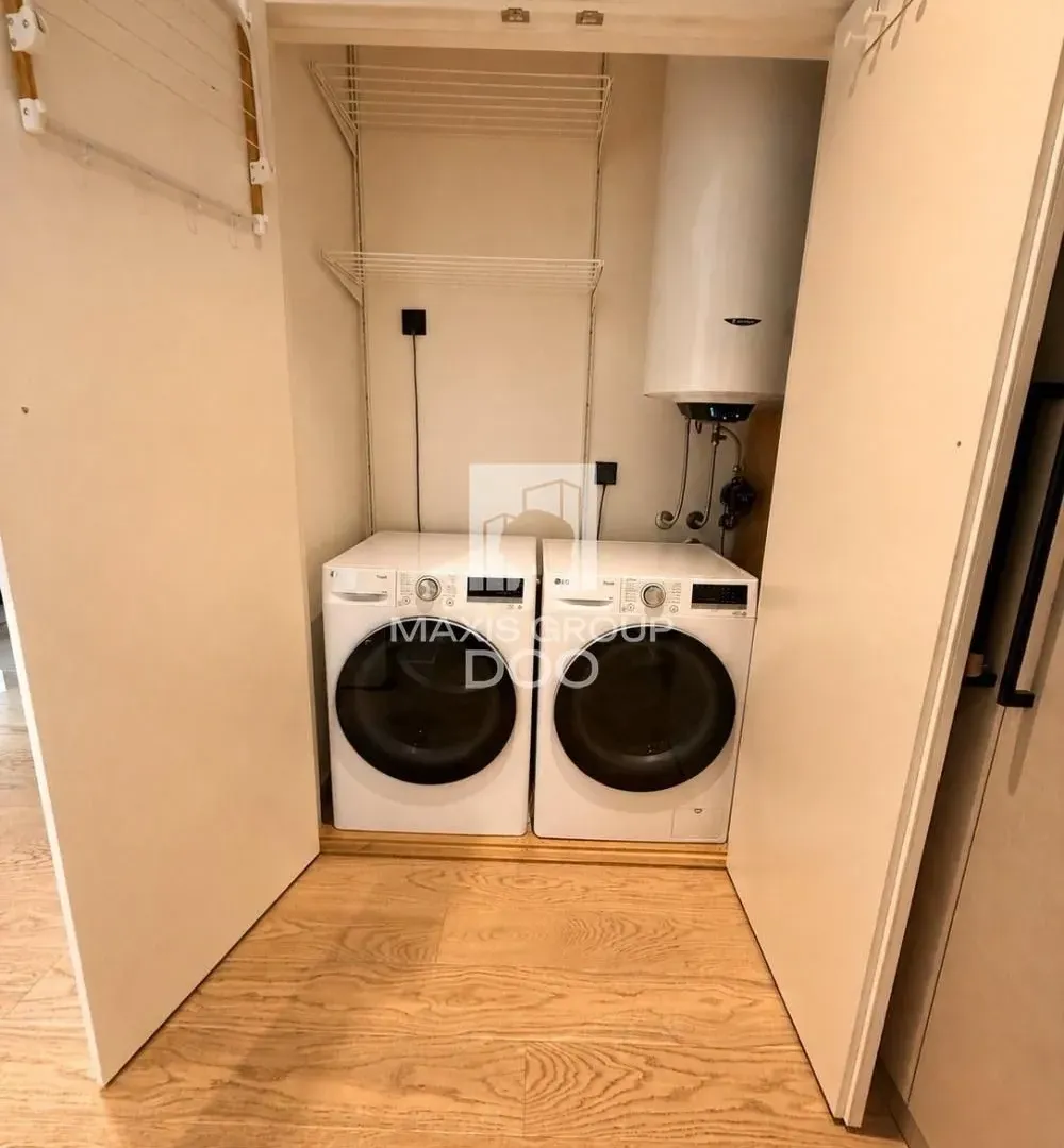Sale, three bedroom apartment, 70m², Savski Venac, Beograd