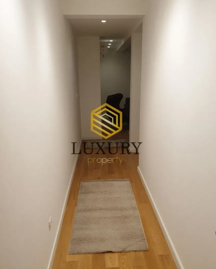 Izdavanje, jednosoban stan, 46m², Blok 9, Podgorica