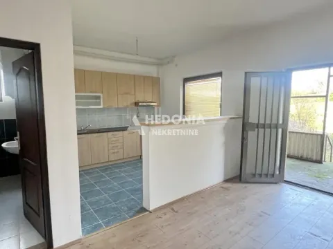 Prodaja, kuća, 278m², Jajinci, Voždovac Sve Podlokacije - image 2