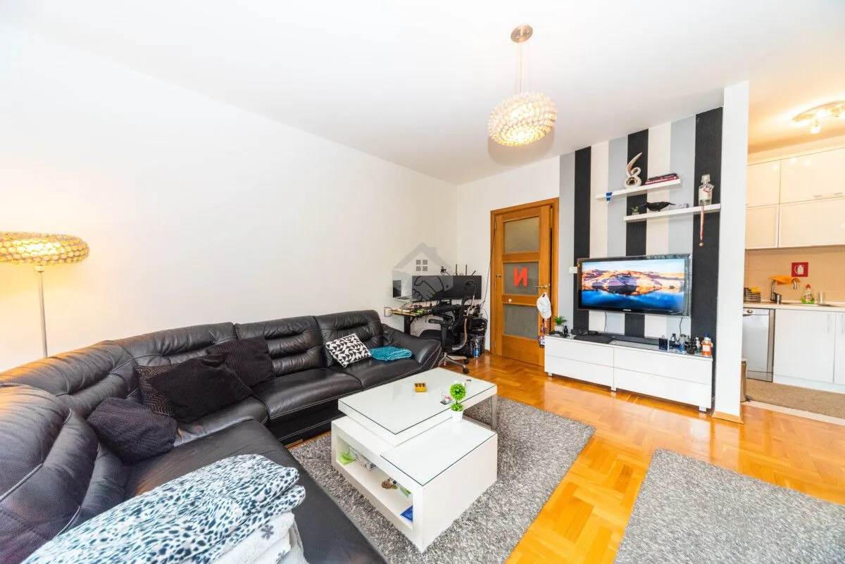 Sale, two bedroom apartment, 69m², Pobrežje, Podgorica