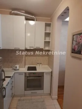 Izdavanje, trosoban stan, 60m², Centar, Novi Sad - image 5