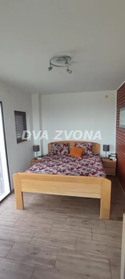 Prodaja, kuća, 150m², Sremska Kamenica, Petrovaradin