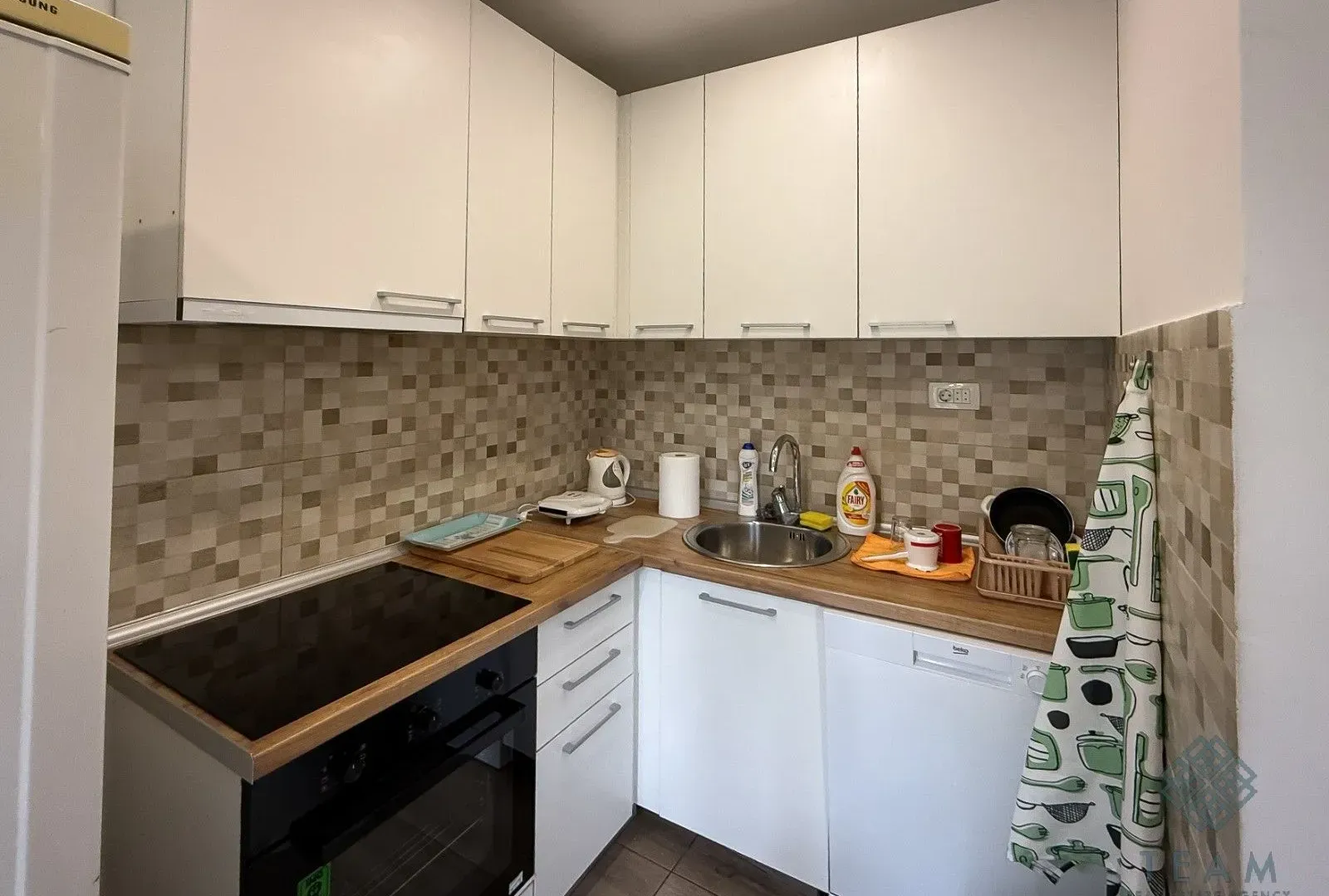 Izdavanje, dvosoban stan, 68m², Autobuska stanica, Podgorica