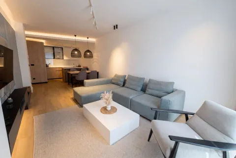 Rent, two bedroom apartment, 62m², Budva, Crna Gora - image 3