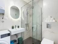 Izdavanje, jednosoban stan, 50m², Bečići, Budva - image 9