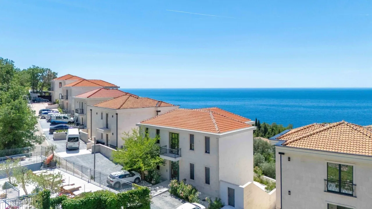 Prodaja, jednosoban stan, 50m², Skočiđevojka, Budva