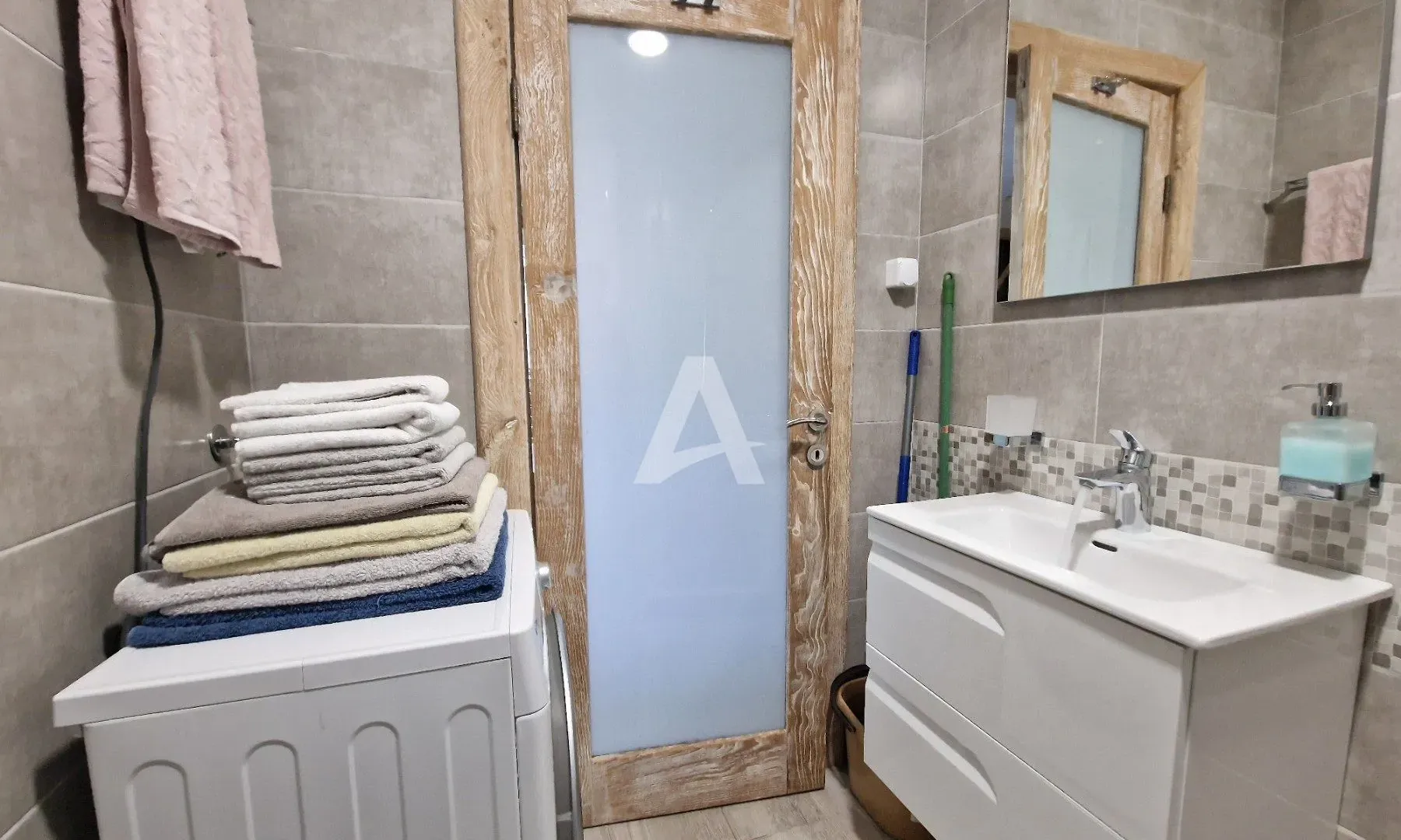 Sale, three bedroom apartment, 104m², Budva, Crna Gora