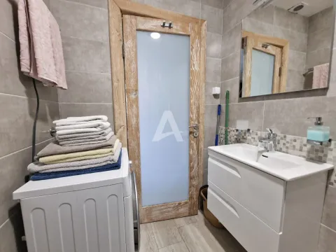 Prodaja, trosoban stan, 104m², Budva, Crna Gora - image 4