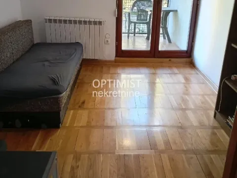 Prodaja, kuća, 54m², Uciteljsko Naselje, Zvezdara Sve Podlokacije - image 9