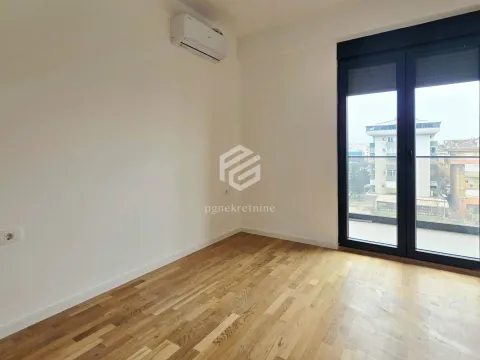 Rent, two bedroom apartment, 64m², Stari Aerodrom, Podgorica - image 3