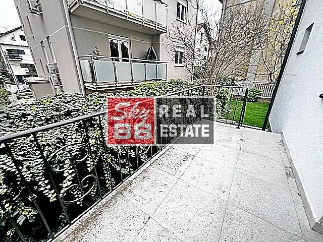 Prodaja, kuća, 233m², Banovo Brdo, Beograd