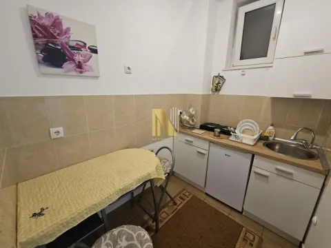 Izdavanje, garsonjera, 24m², Rotkvarija, Novi Sad Sve Podlokacije - image 3