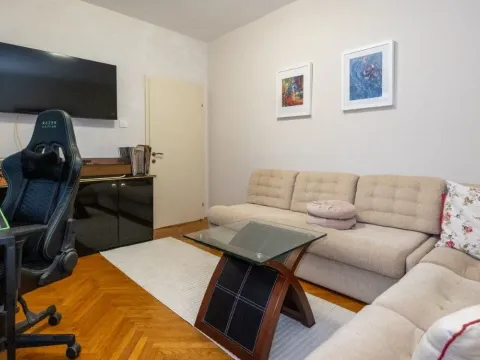 Rent, three bedroom apartment, 145m², Momišići, Podgorica - image 2