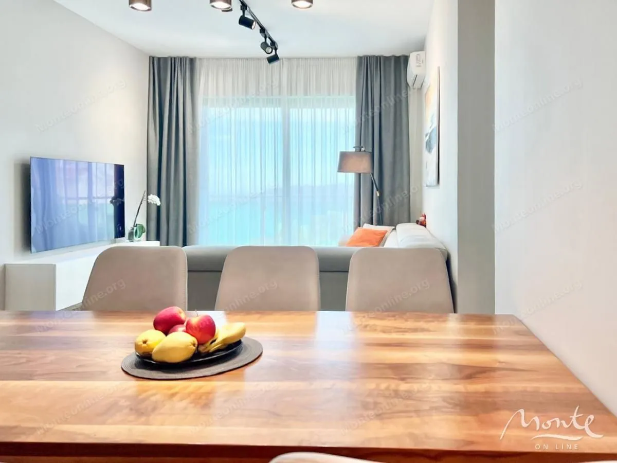 Sale, two bedroom apartment, 81m², Bečići, Budva