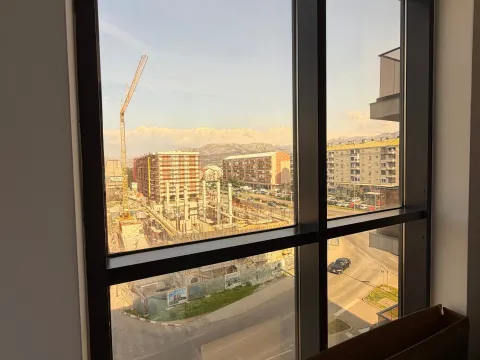 Izdavanje, dvosoban stan, 66m², Stari Aerodrom, Podgorica - image 4