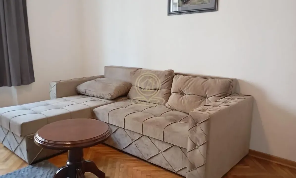 Izdavanje, dvosoban stan, 75m², Stari Grad, Beograd