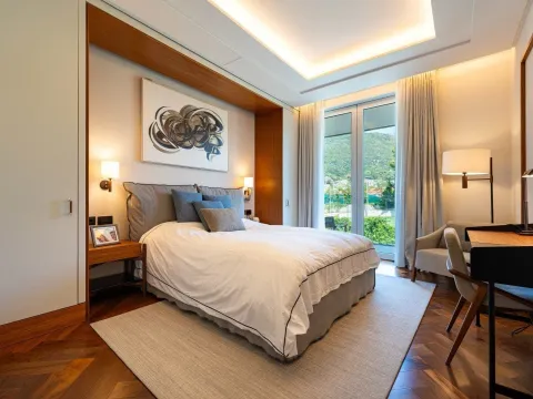 Sale, two bedroom apartment, 175m², Porto Montenegro, Tivat - image 9