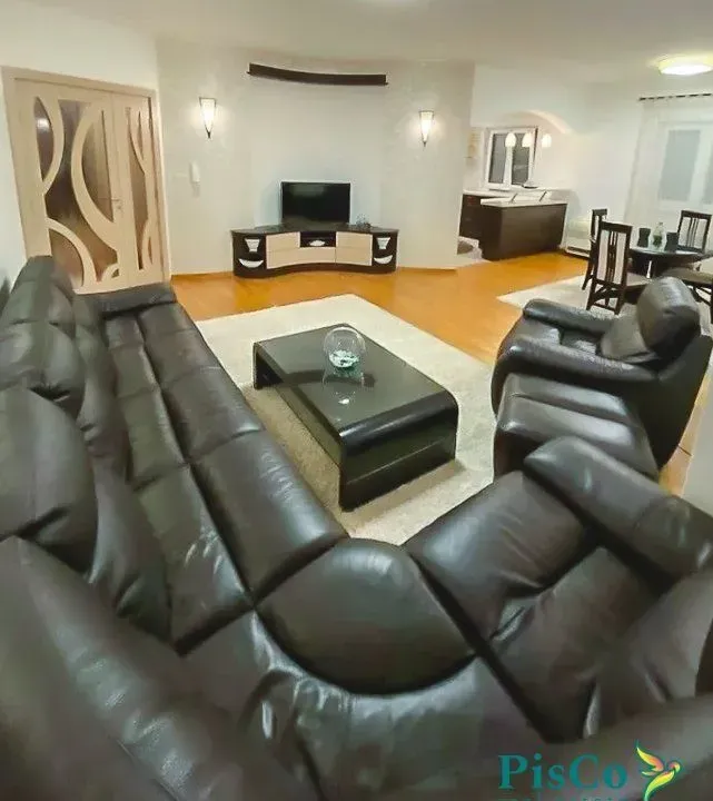 Izdavanje, trosoban stan, 120m², City Kvart, Podgorica