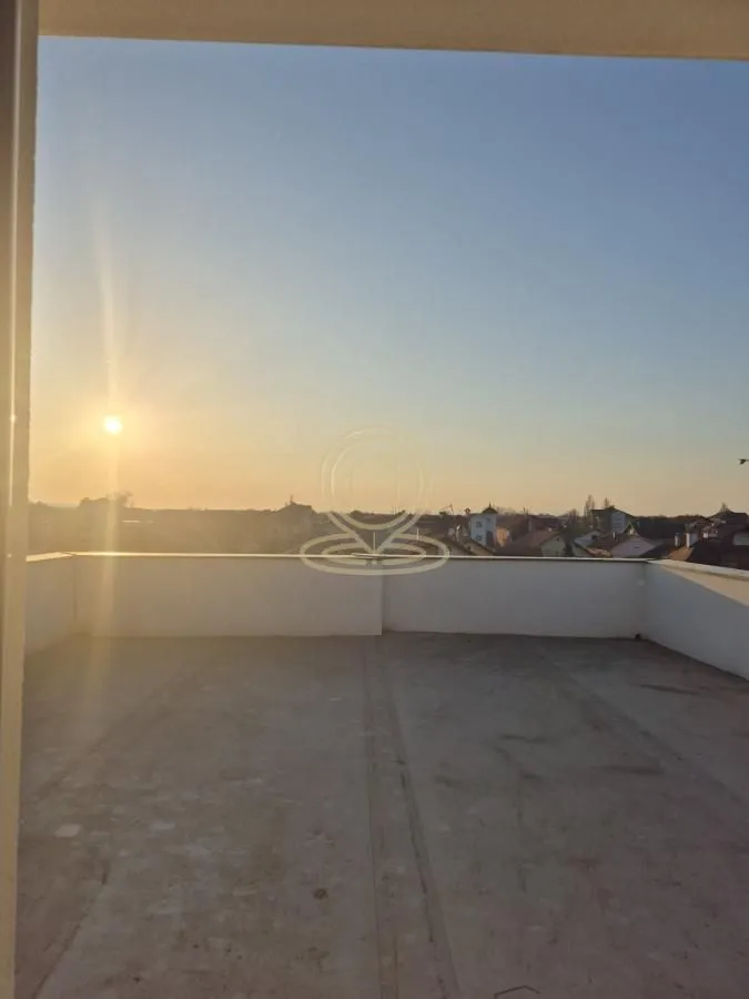 Prodaja, kuća, 80m², Veternička rampa, Novi Sad Sve Podlokacije