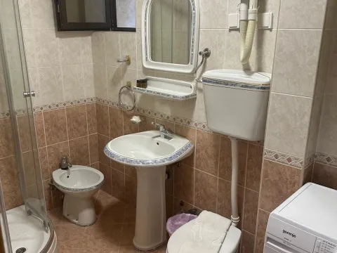 Rent, three bedroom apartment, 80m², Centar, Budva - image 10