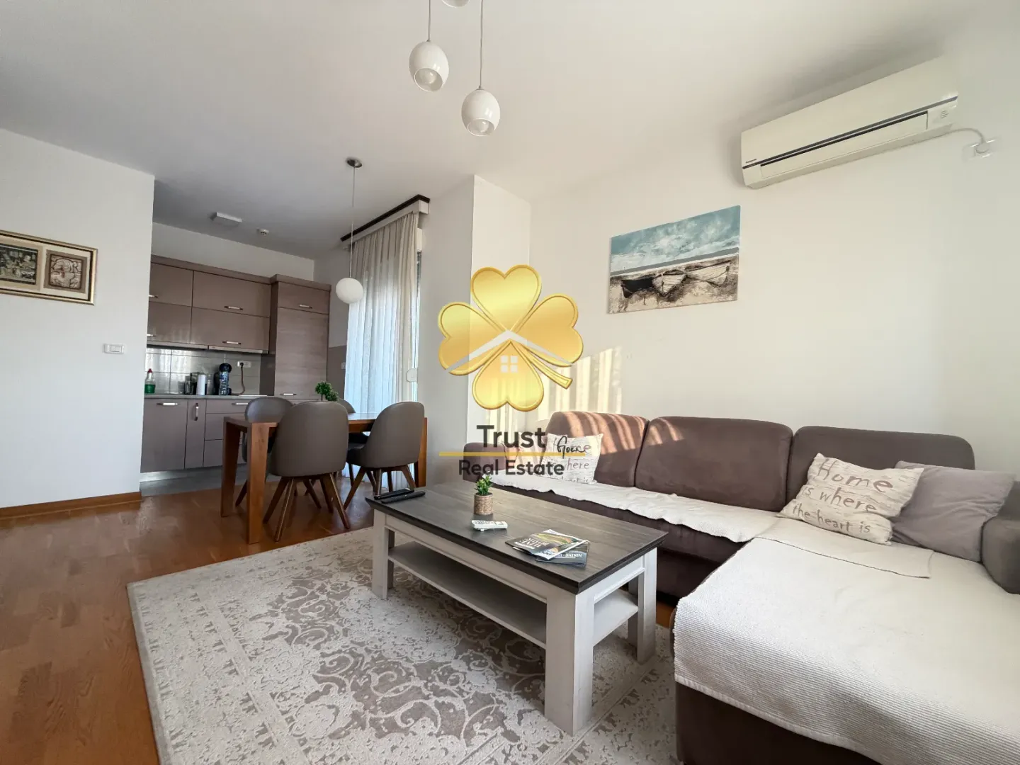 Izdavanje, jednosoban stan, 45m², City Kvart, Podgorica