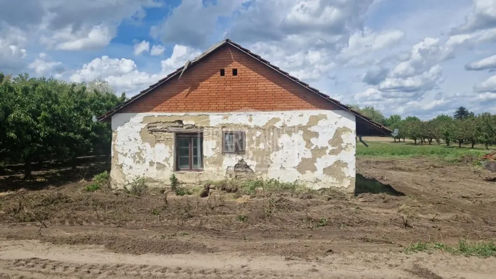 Prodaja, kuća, 27m², Donji Tavankut, Subotica