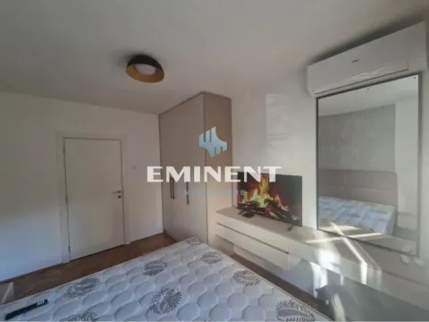 Izdavanje, dvosoban stan, 49m², Stari Grad, Beograd - image 10