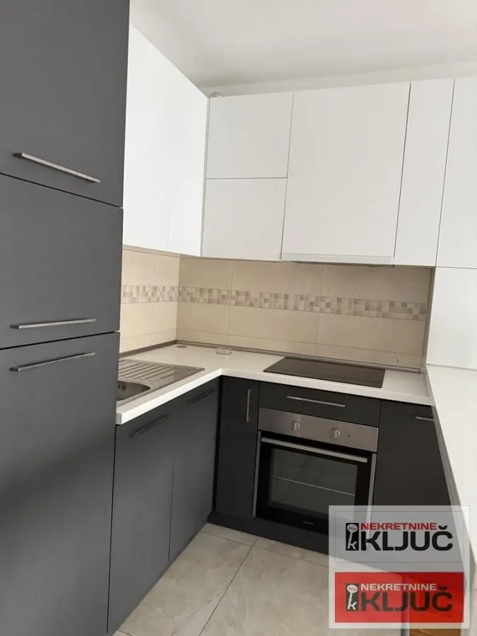 Izdavanje, jednosoban stan, 47m², Bulevar Oslobodjenja, Novi Sad Sve Podlokacije