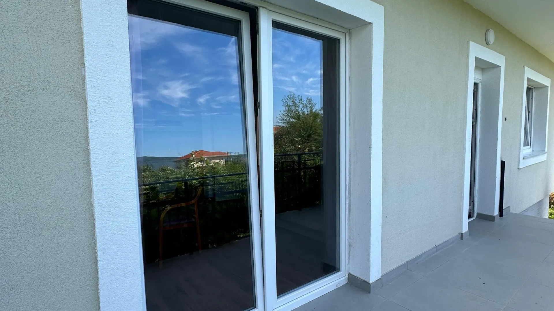 Rent, three bedroom apartment, 89m², Seljanovo, Tivat