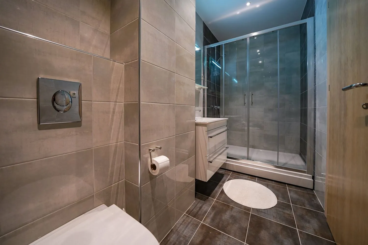 Sale, apartment, 96m², Bečići, Budva