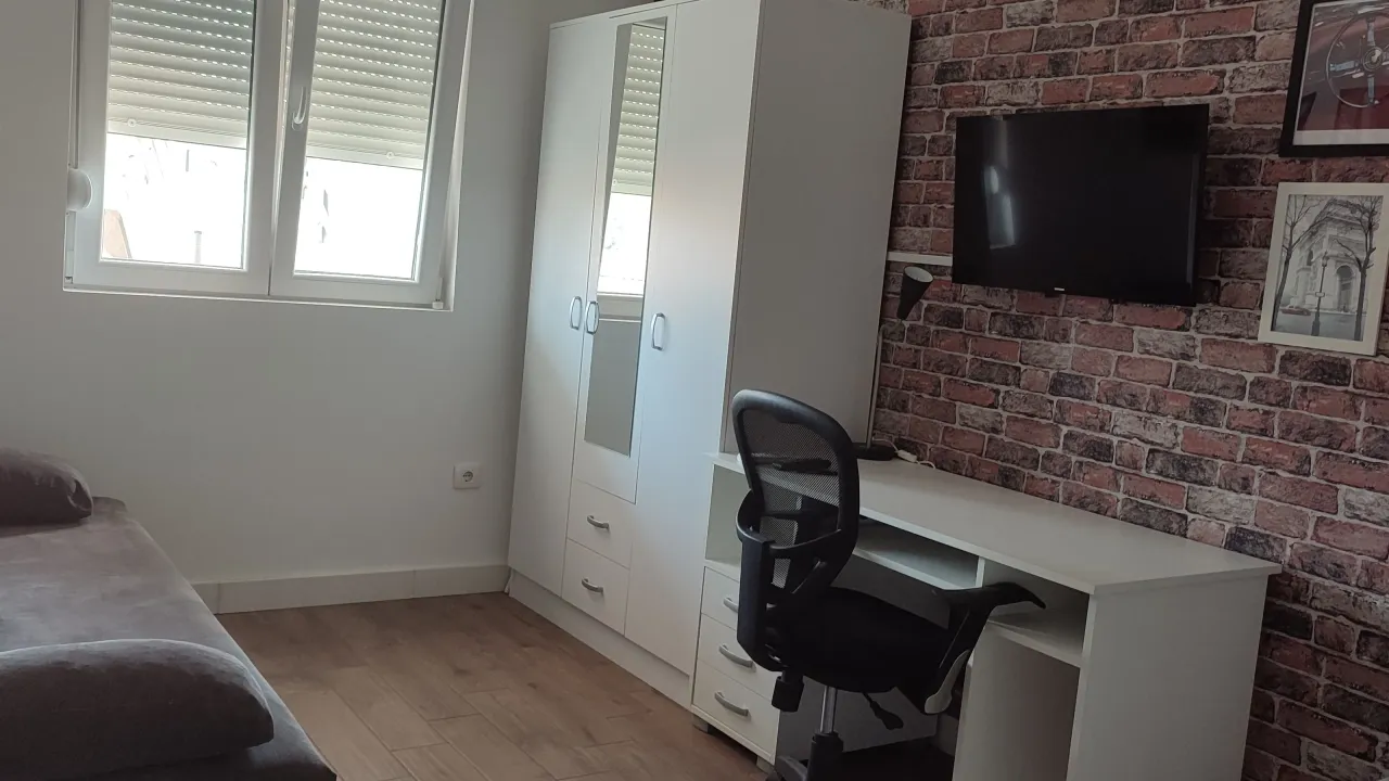 Izdavanje, jednosoban stan, 20m², City Kvart, Podgorica