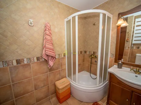 Sale, house, 168m², Cetinje, Crna Gora - image 14