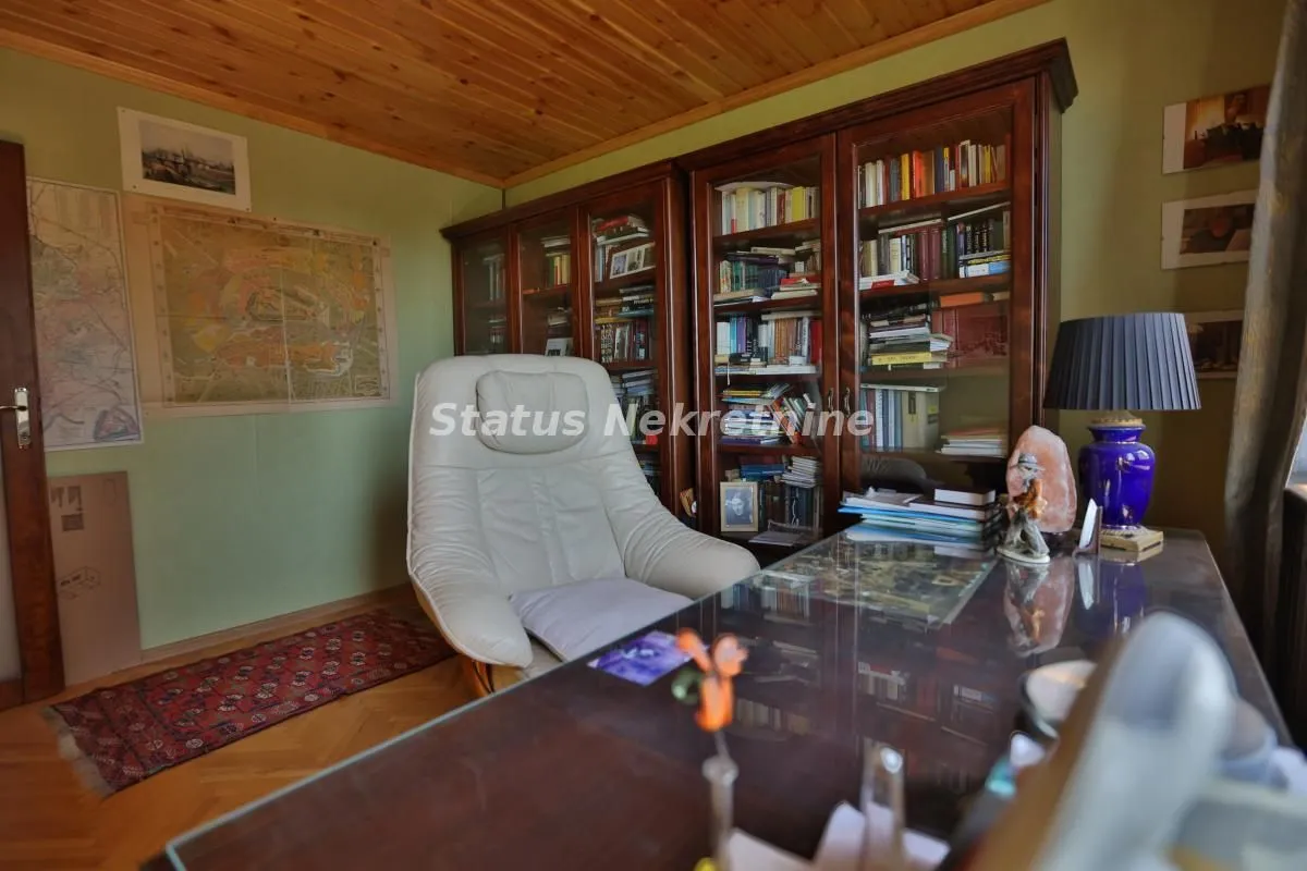 Prodaja, kuća, 322m², Ledinci, Petrovaradin
