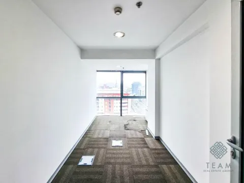 Izdavanje, poslovni prostor, 445m², Preko Morače, Podgorica - image 4