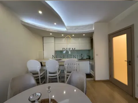 Rent, two bedroom apartment, 68m², City Kvart, Podgorica - image 4