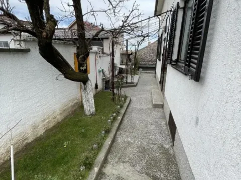 Prodaja, kuća, 155m², Sremska Kamenica, Petrovaradin - image 9