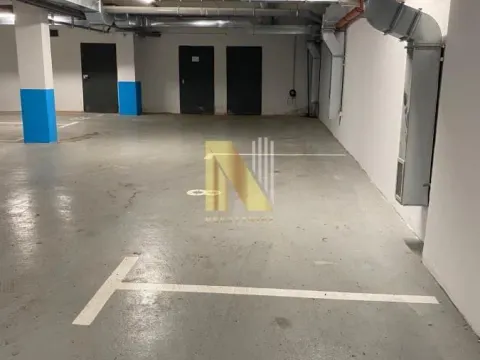 Rent, parking/garage, 15m², Rotkvarija, Novi Sad Sve Podlokacije - image 2