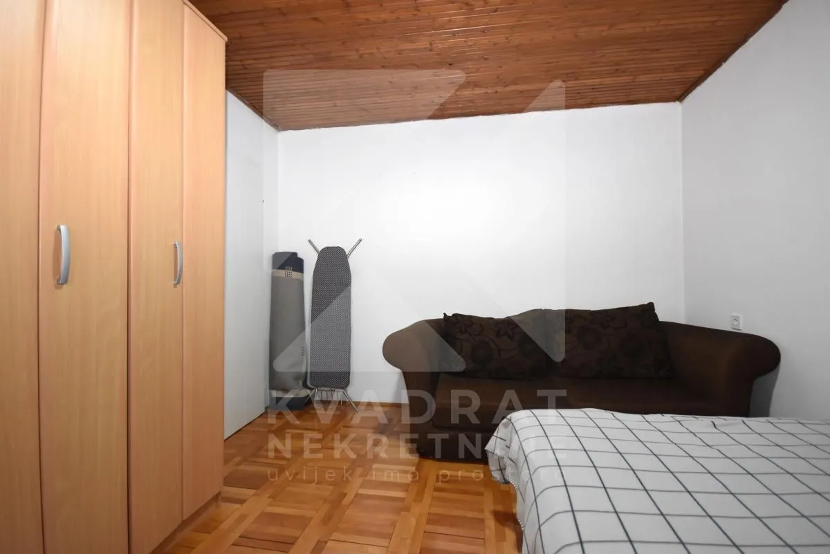 Izdavanje, trosoban stan, 100m², Stari Aerodrom, Podgorica