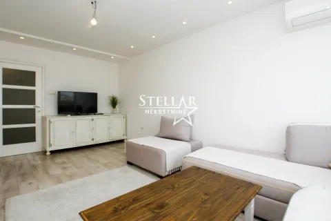 Rent, two bedroom apartment, 73m², Preko Morače, Podgorica - image 3