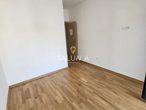 Izdavanje, jednosoban stan, 50m², Zagorič, Podgorica - image 4